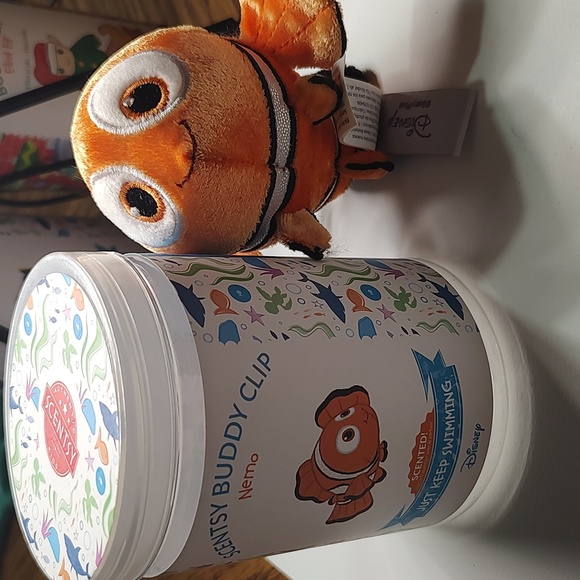 Scentsy Other - Scentsy Buddy Clip Nemo Keep Swimming